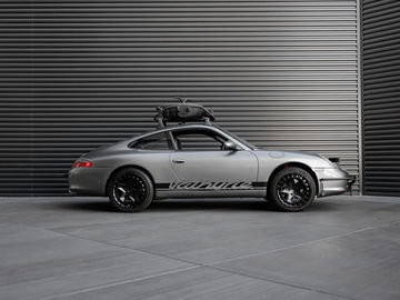 Porsche 911 preparado para aventuras todoterreno.