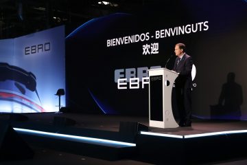 Presentación de EBRO, marcando el inicio de una nueva era en la automoción europea.