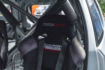 Asiento sport con arneses en un Skoda Citigo de competición.