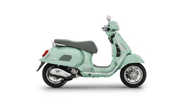 La nueva Vespa GTS 310 Euro 5+ combina elegancia y potencia en un diseño clásico.