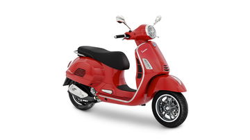 La nueva Vespa GTS 310 Euro 5+ destaca por su diseño icónico y moderno.