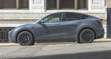 Tesla Model Y, una fusión de tecnología y diseño elegante.