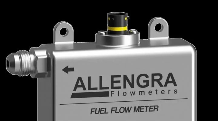 Sensor de flujo de combustible para F1, crucial para la medición precisa.