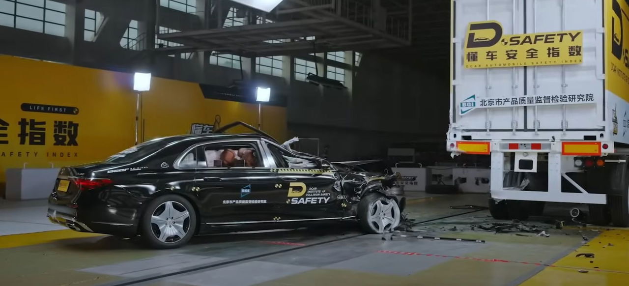 El crash-test más extremo de China deja en ridículo a lo mejor de Europa a solo 56 km/h.