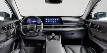 El SUV más barato de Ebro destaca por un interior de gran calidad y equipamiento.