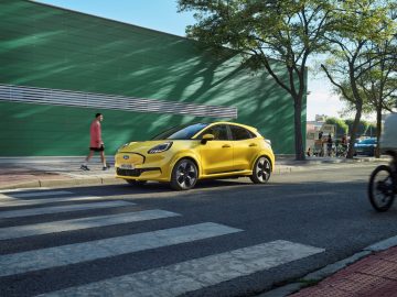 El nuevo Ford Puma eléctrico destaca por su diseño atractivo y compacto.