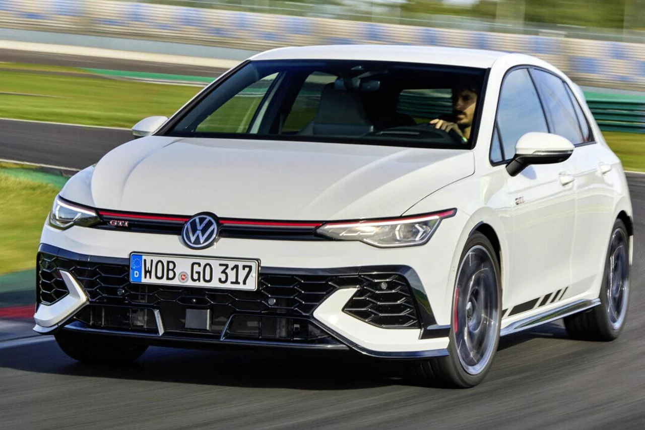 Volkswagen Golf GTI Clubsport en acción en circuito