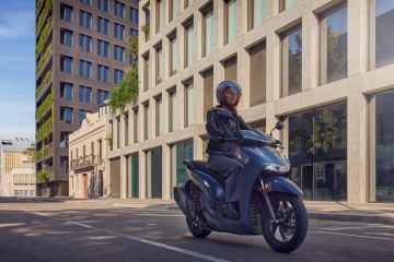 La Honda SH350i destaca en diseño y confort para la ciudad. Ideal para el día a día.