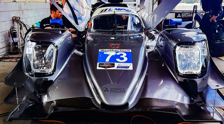 Pratt Miller Motorsports presenta su LMP2, con un diseño aerodinámico y agresivo.