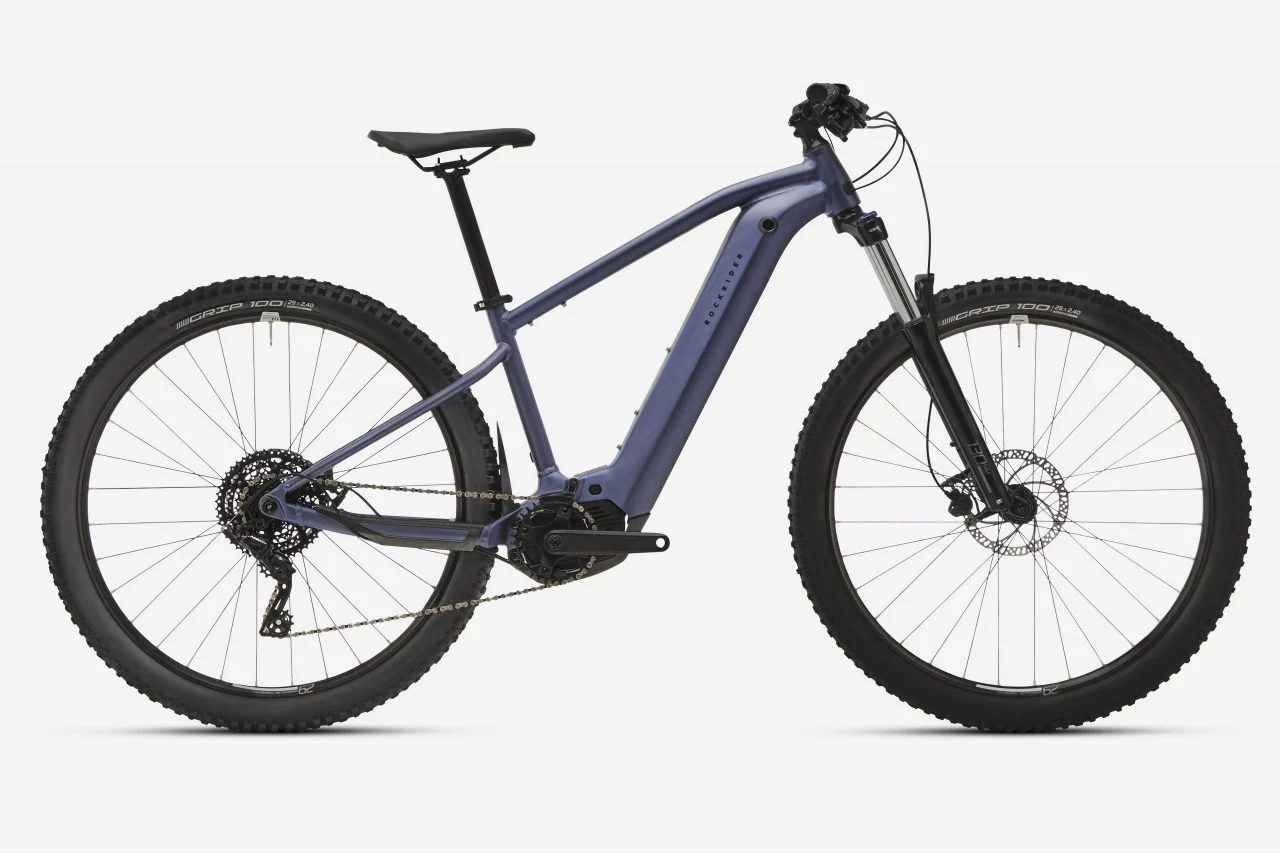 Bicicleta eléctrica de montaña con motor central Yamaha, ideal para trails