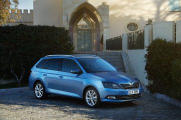 El Skoda Fabia Combi 2015 combina estilo y funcionalidad con su amplio maletero.