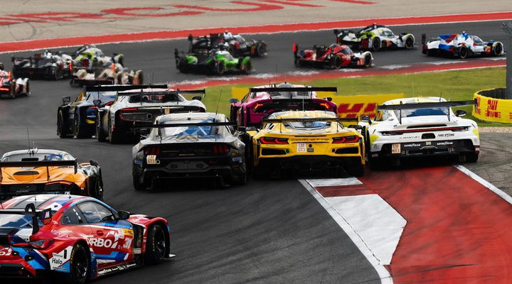 Competencia vibrante de LMGT3 en el Circuito de las Américas.