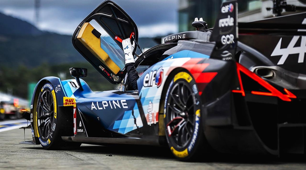 Coche de carreras de Alpine, diseñado para la competición de resistencia.