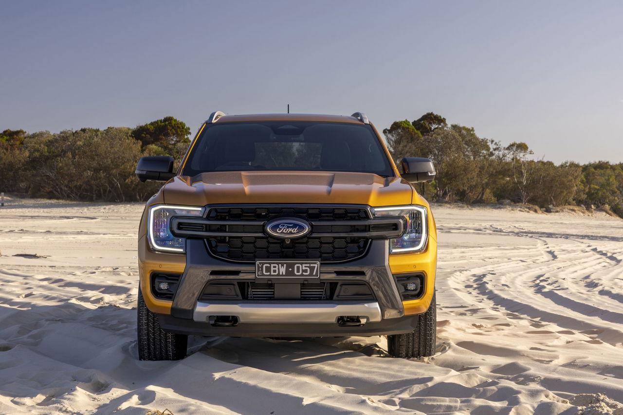 Ford Everest, robusto y preparado para el terreno. Ideal para aventuras off-road.