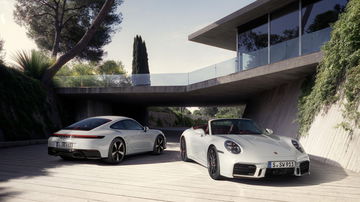 El 911 Carrera S impresiona con su diseño aerodinámico y elegancia inconfundible.