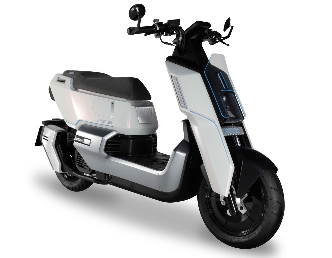 Con un consumo de 1 litro cada 100 km, este scooter de 125 es pionero en su clase.