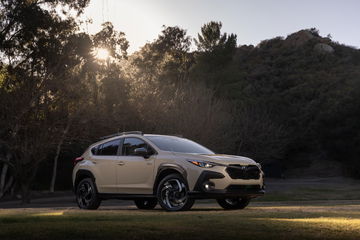 El nuevo Subaru Crosstrek Hybrid 2025 combina diseño moderno y eficiencia híbrida.