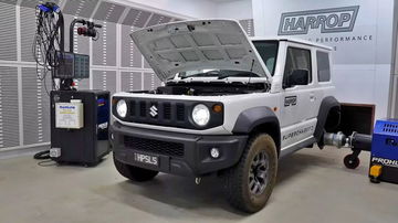 El Suzuki Jimny, con un diseño robusto, es ideal para aventureros. Compacto, potente y versátil.