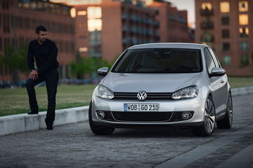 Volkswagen Golf, diseñado para ser compacto y eficiente. Perfecto para la ciudad.