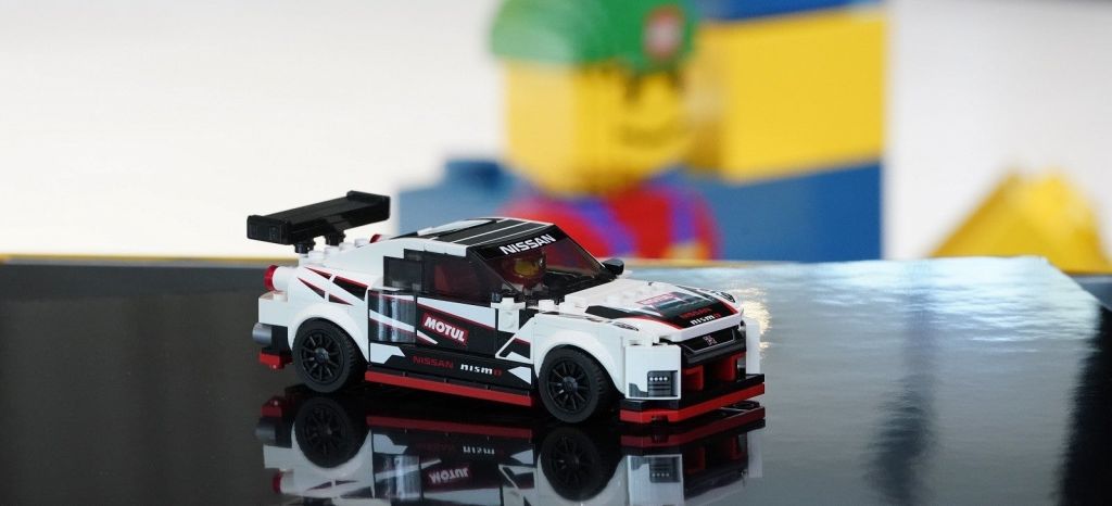 El Nissan Gt R Llega A Lego Y Lo Hace Junto Al Lamborghini