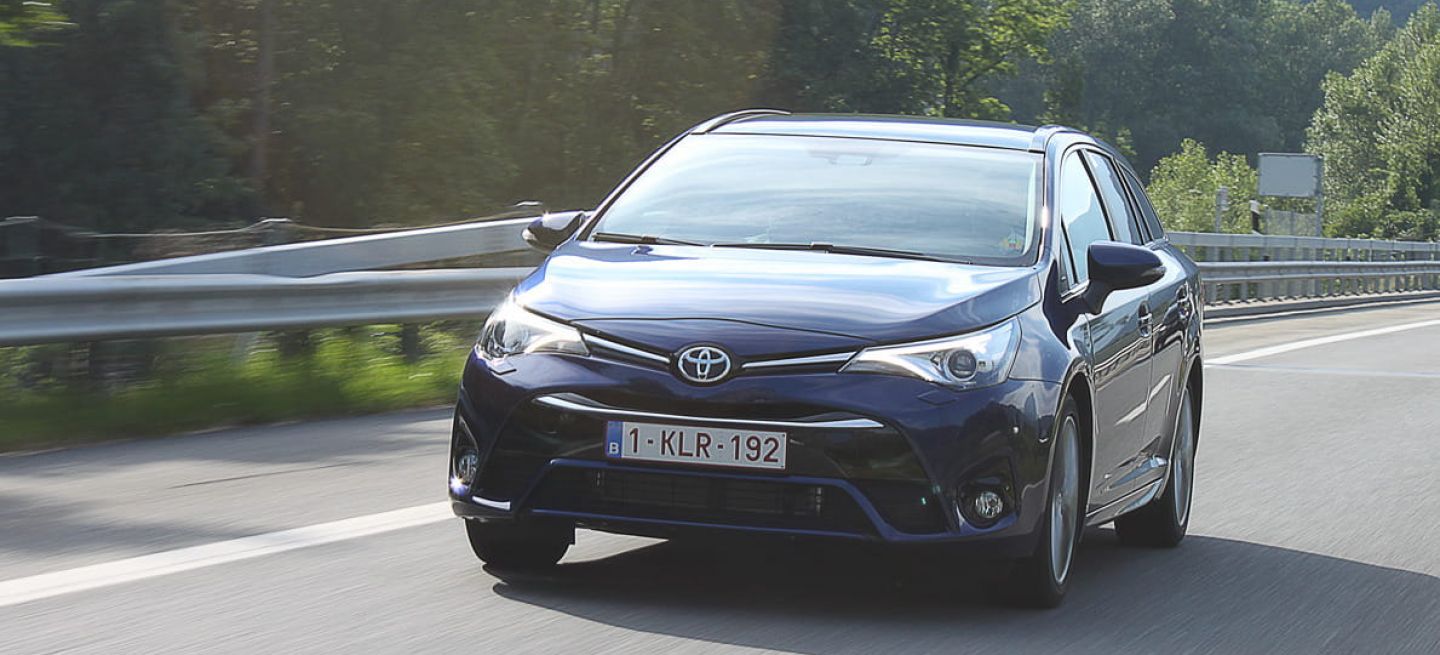 Toyota Avensis 2015