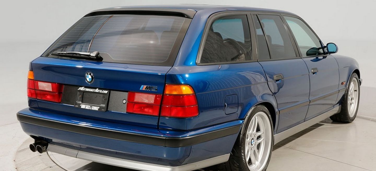 Bmw M5 Touring E34 E61 02