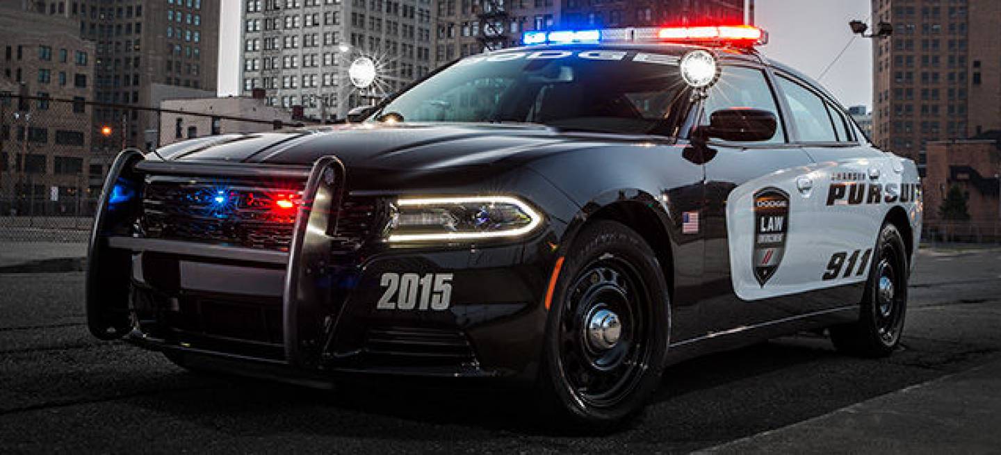 Atención delincuente! El Dodge Charger Pursuit está de servicio |  Diariomotor