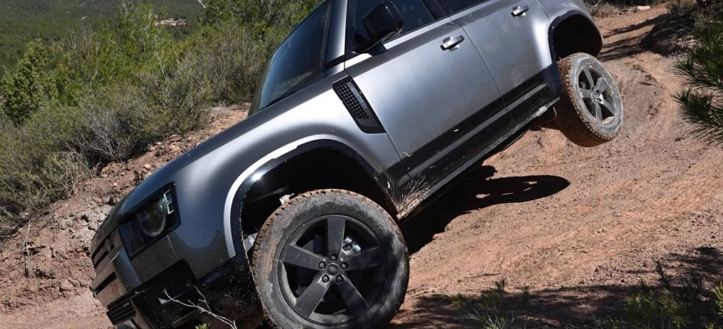 Goodyear Wrangler Land Rover Defender 51