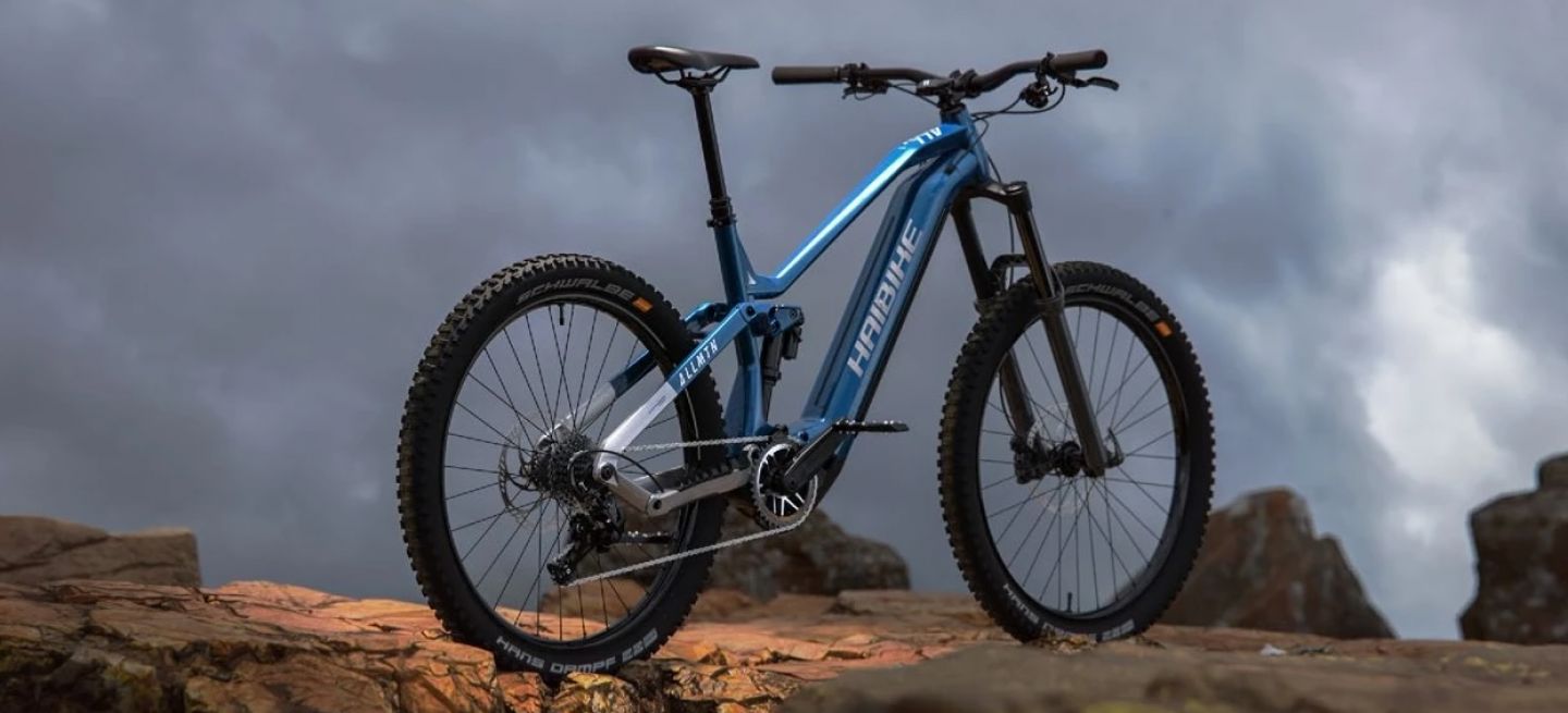 Ebike All-Mountain con motor Yamaha y batería superior a 1.000 Wh.