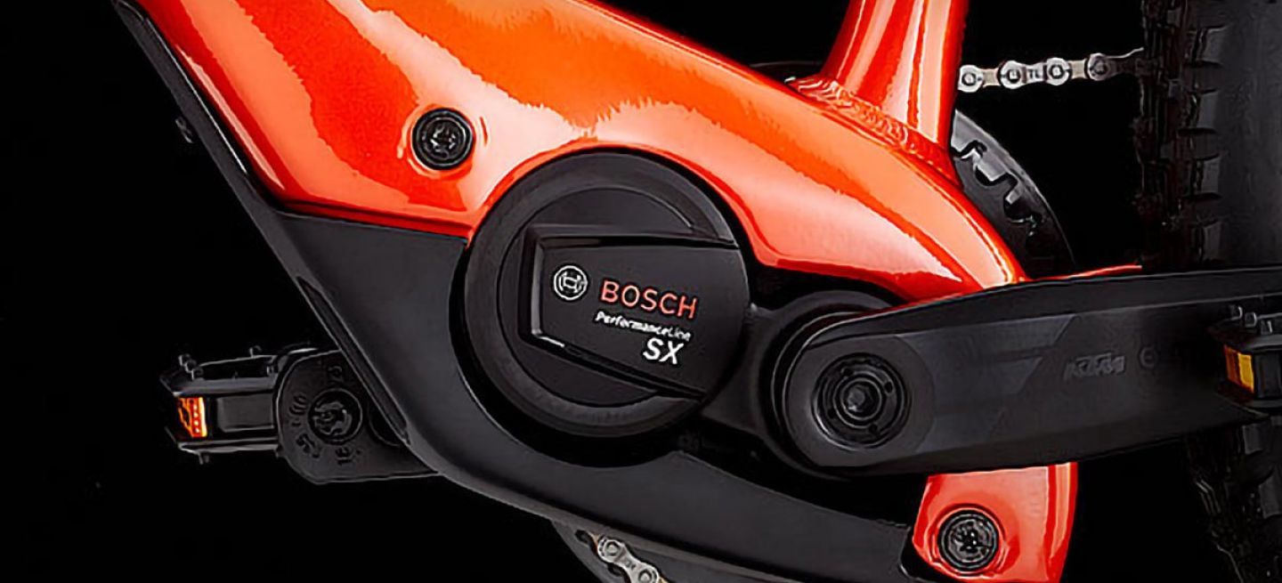 Detalle del motor Bosch en la e-mountain bike KTM ligera