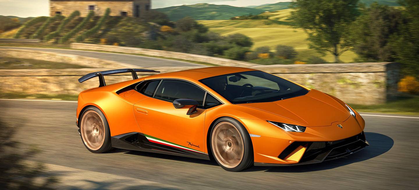 Brutal! Todo sobre el Lamborghini Huracán Performante en 5 claves y 14  fotografias: una bestia de 640 CV | Diariomotor