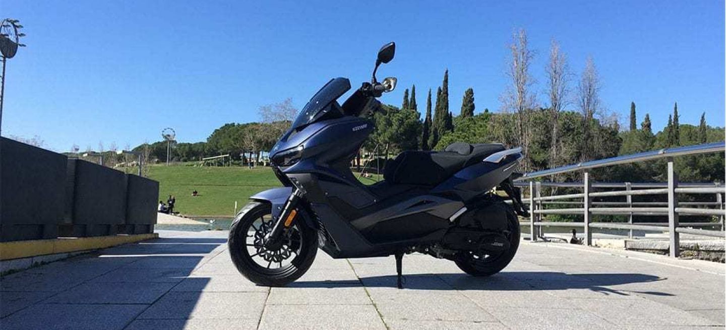 Moto Scooter Keeway Vieste 1252