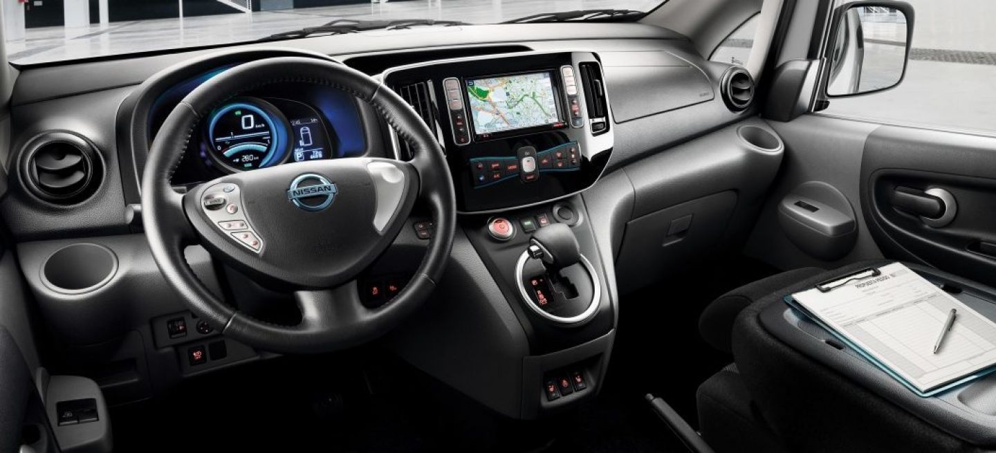 Nissan E Nv200 Evalia Interior 01