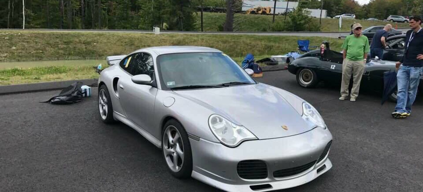 Porsche 911 Turbo Millon Kilometros 01