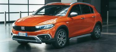 Fiat Tipo Cross 2021 1120 002