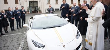 Lamborghini Huracan Subasta Papa 3