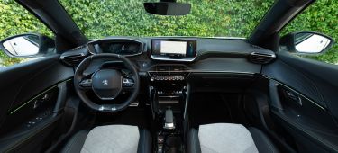 Peugeot E 2008 Interior 04