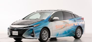 Toyota Prius Phv Solar 1