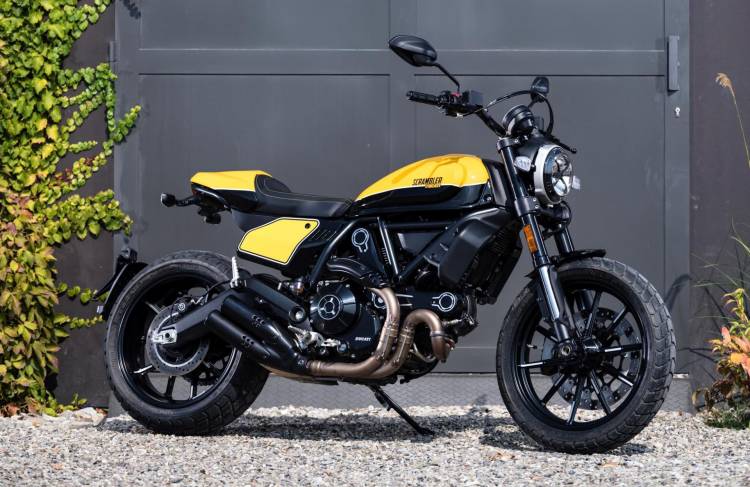 moto scrambler