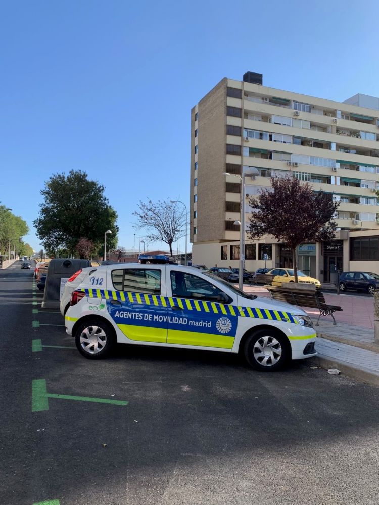 Los Agentes De Movilidad De Madrid Estrenan Coche Un Dacia Sandero Adaptado A Glp