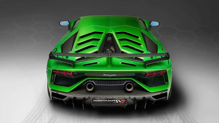 La verdadera razón por la que Lamborghini usará un V12 híbrido en lugar de  turbos en su futuro deportivo | Diariomotor