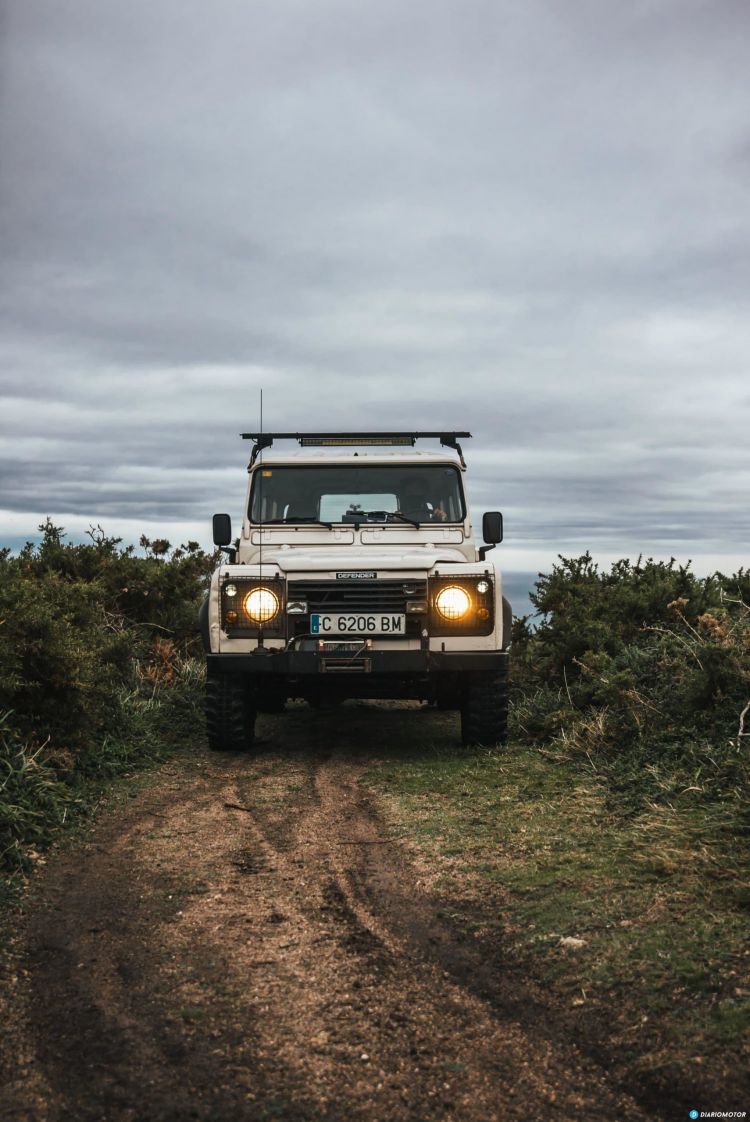 Land Rover Defender 2020 Vs Classic 00010