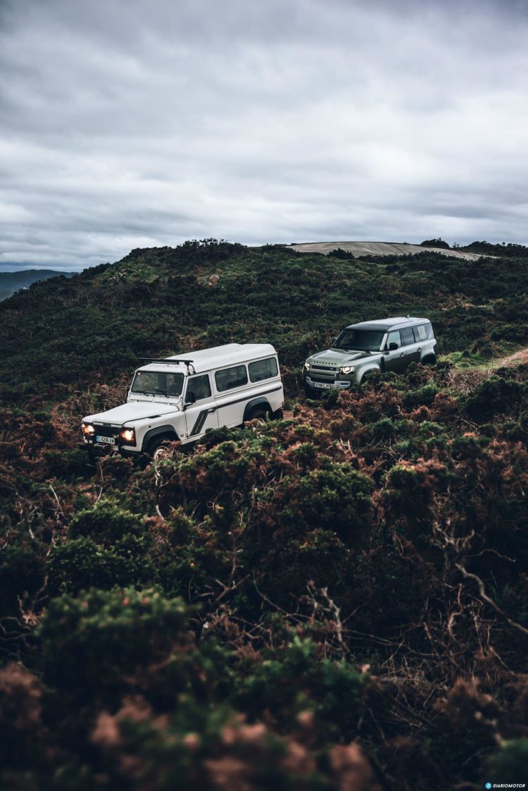 Land Rover Defender 2020 Vs Classic 00011