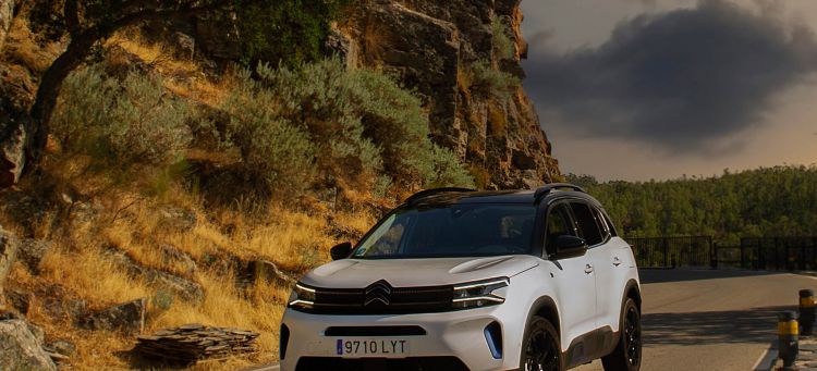 Citroën C5 Aircross 2022: analizamos los cambios y los precios de este  nuevo SUV