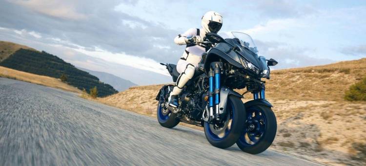 Incompatible Glosario Travieso La primera moto deportiva con tres ruedas se llama Yamaha Niken... y hace  que nos duela la cabeza | Diariomotor